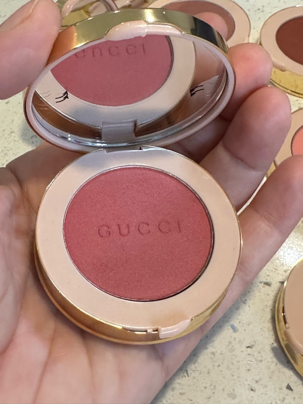 Gucci blush is 09